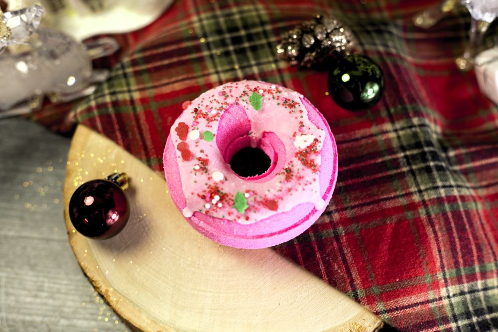 Pink Christmas Donut Fizzy Bath Bomb